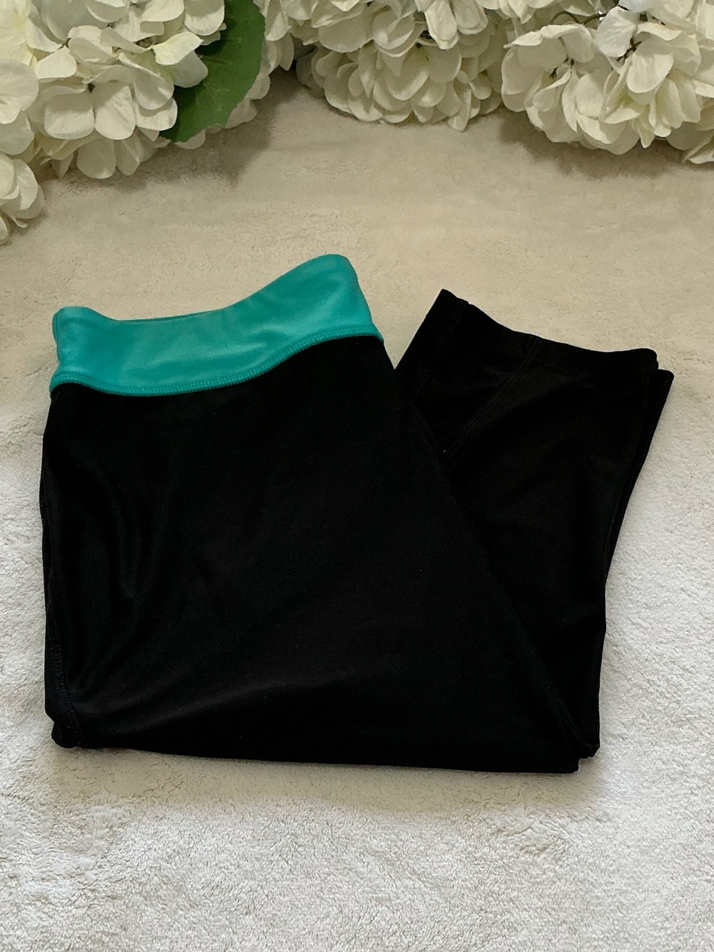 Avia Black Capri Leggings with Teal Waistband